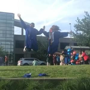 Meet your Posher, Nhan